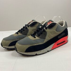 Nike Air Max 90 Premium Safari Men’s Size 15 Gray and Black 700155-006